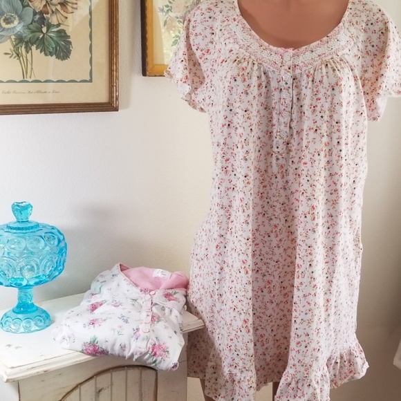 aria night gowns